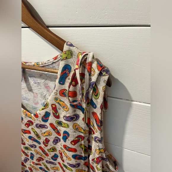 Colorful Flip-Flop Print Sleeveless Tunic - Miss Nikky - Size XXL - Picture 9 of 10